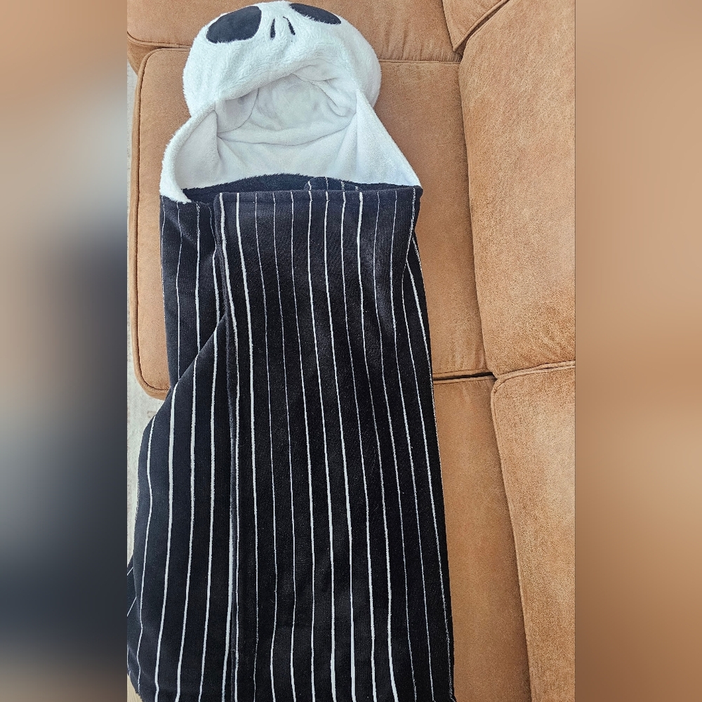 Jack Skellington Kids Blanket With Attached Hat